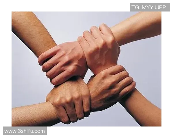 三对三足球：小场地大激情，探索快速对抗与团队协作的魅力